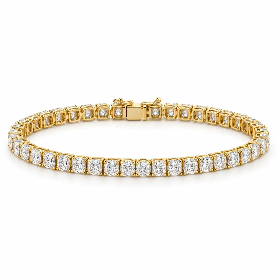 Cushion Lumière Tennis Bracelet — 18K Yellow Gold — lab-grown diamond design visualisation — Tennis Collection — Victoria Diamonds